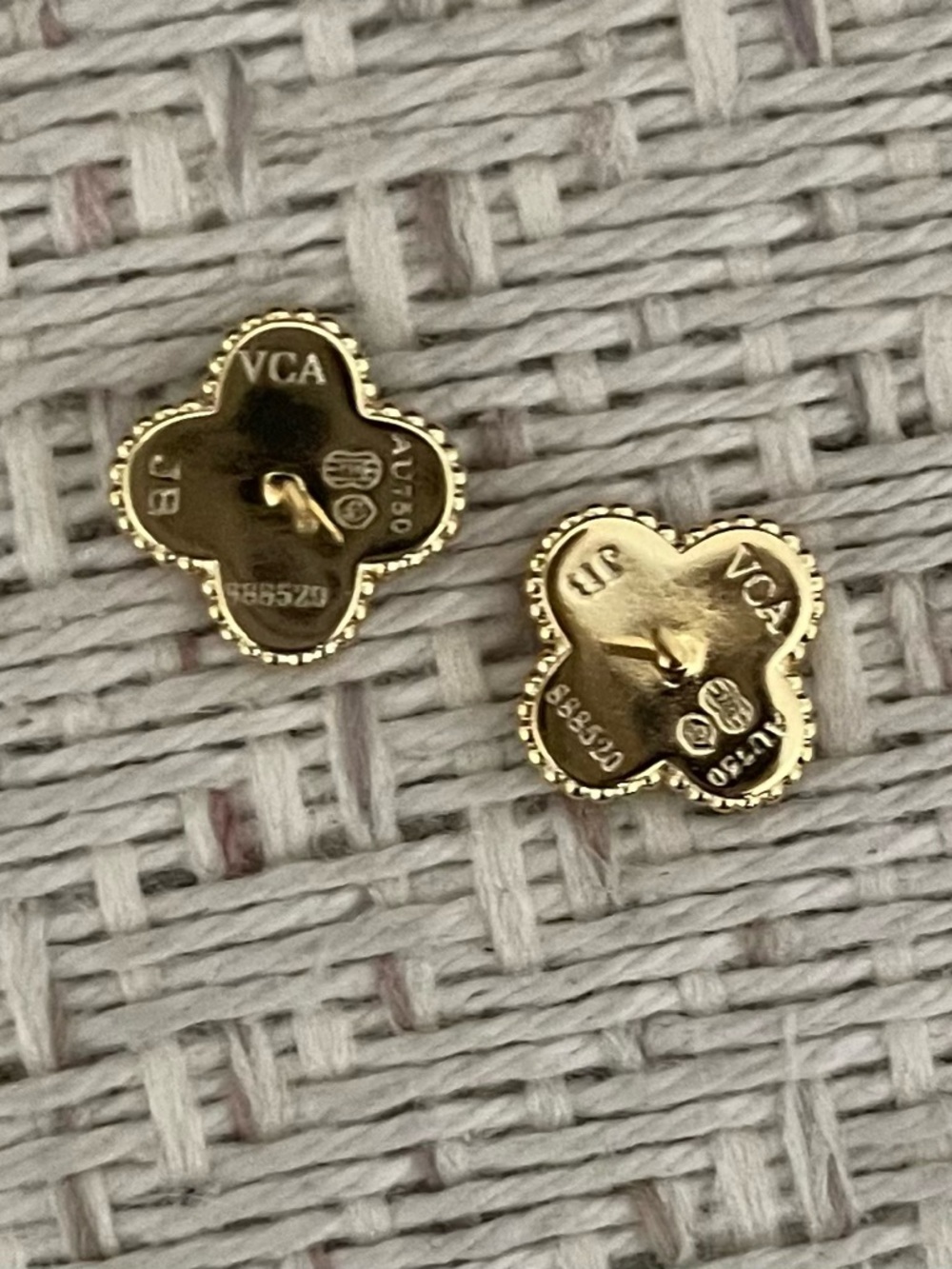 Black Clover Motif Stud Earrings - Gold & Silver Trim OR White w/Gold…VC - Picture 4 of 6
